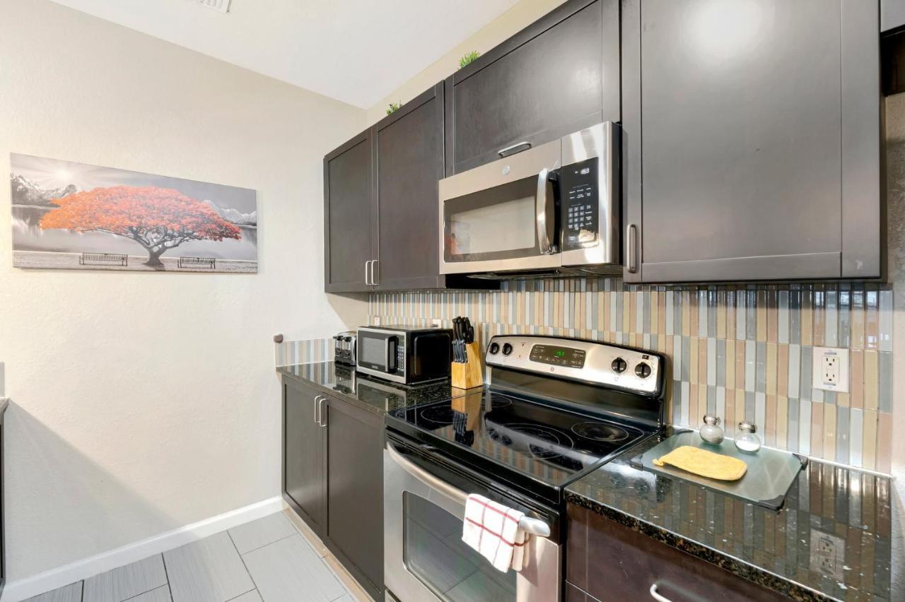 Tropical 3Br Suite-2 Resort Style Pools-5 Mil To Bay-Gym-Close To Beach Tampa Exteriör bild