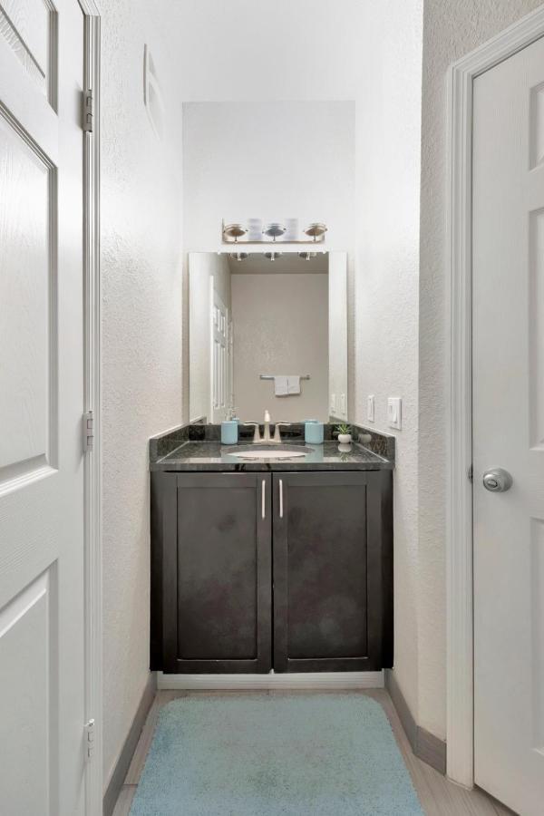 Tropical 3Br Suite-2 Resort Style Pools-5 Mil To Bay-Gym-Close To Beach Tampa Exteriör bild