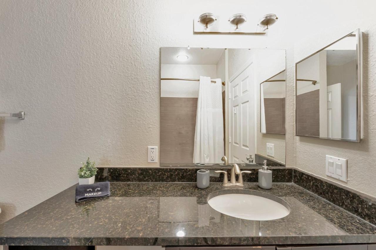 Tropical 3Br Suite-2 Resort Style Pools-5 Mil To Bay-Gym-Close To Beach Tampa Exteriör bild